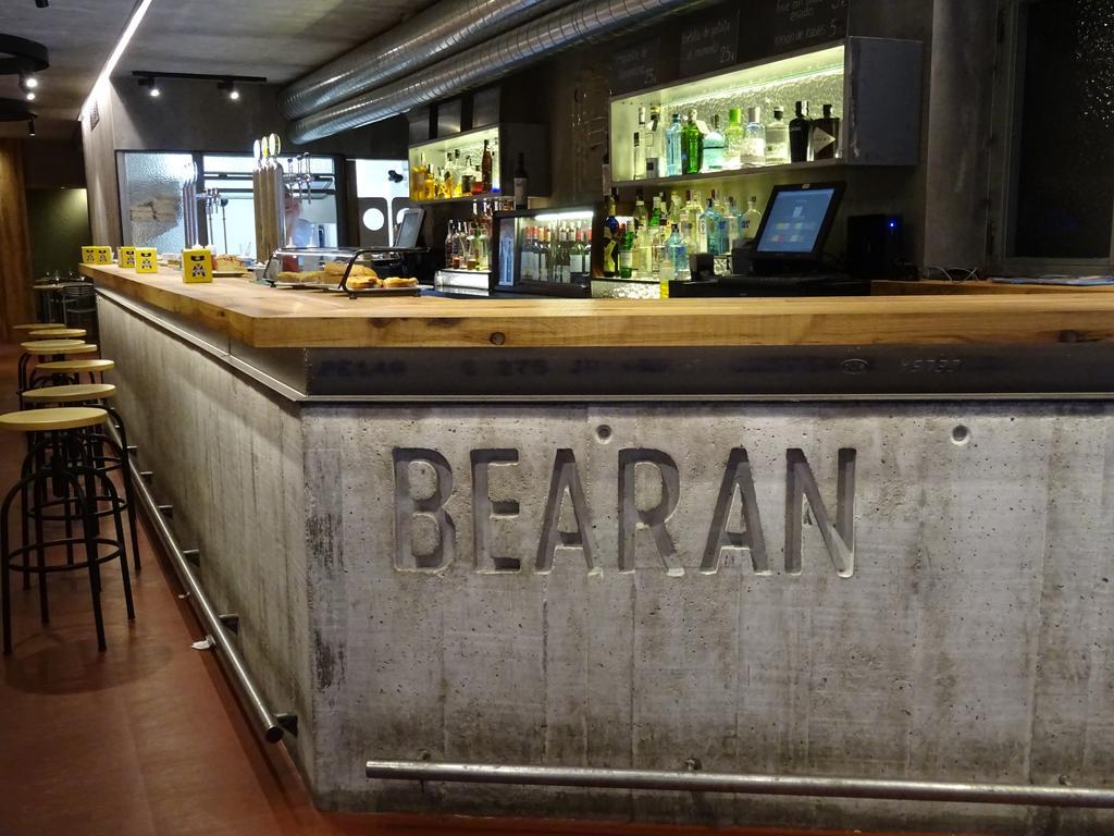 Bearan Bar & Rooms Pampeluna Zewnętrze zdjęcie