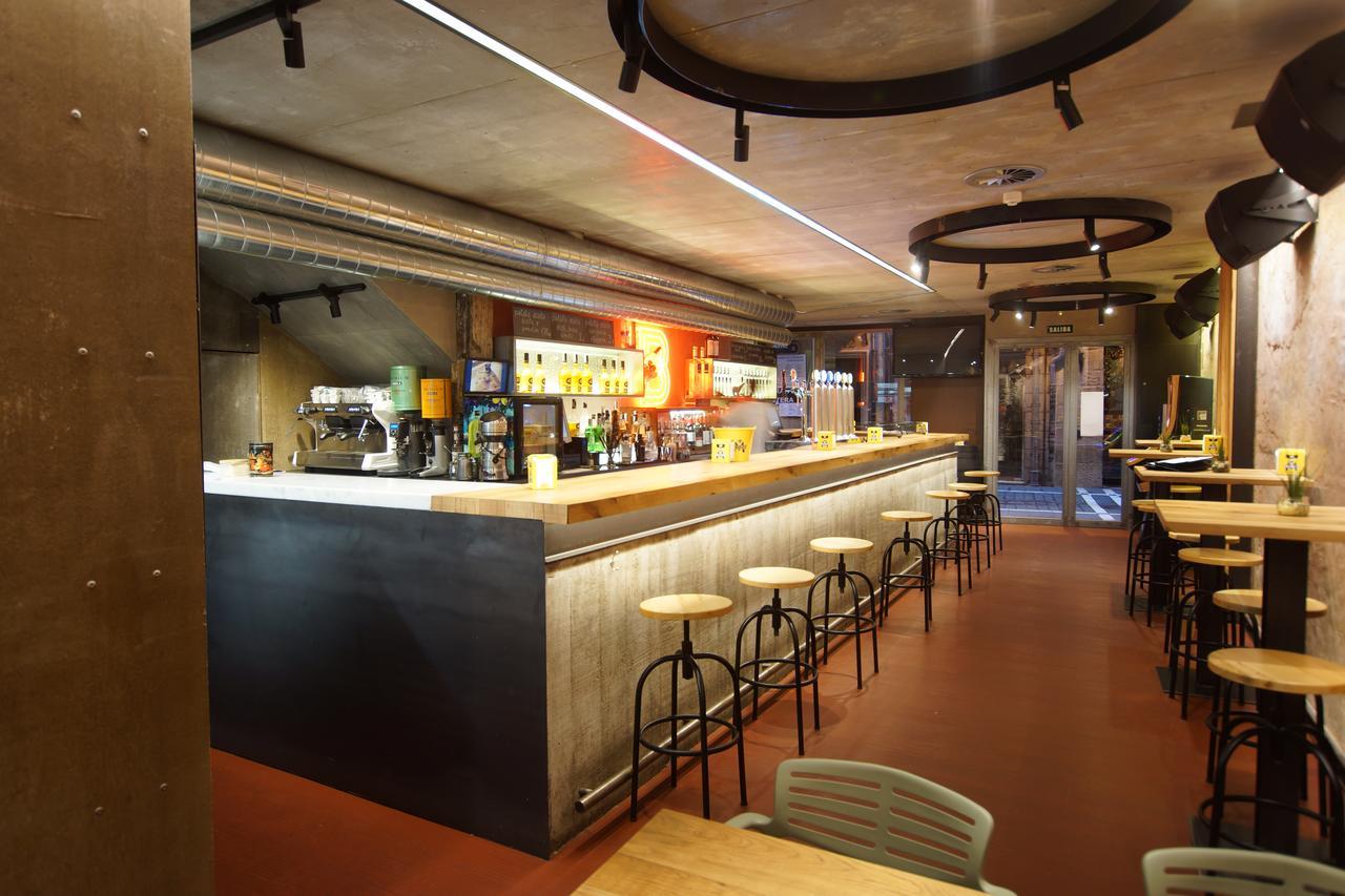 Bearan Bar & Rooms Pampeluna Zewnętrze zdjęcie