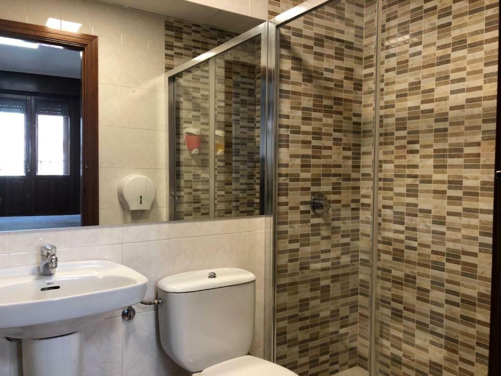 Bearan Bar & Rooms Pampeluna Zewnętrze zdjęcie